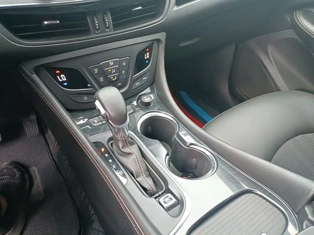 Buick Envision Plus 2015 — фото 10