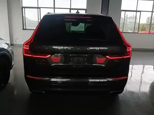 Volvo XC60 2021