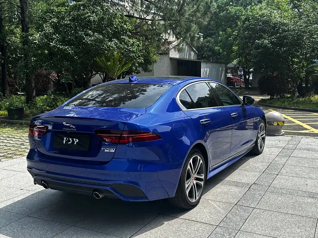 Jaguar XEL 2021 — фото 14