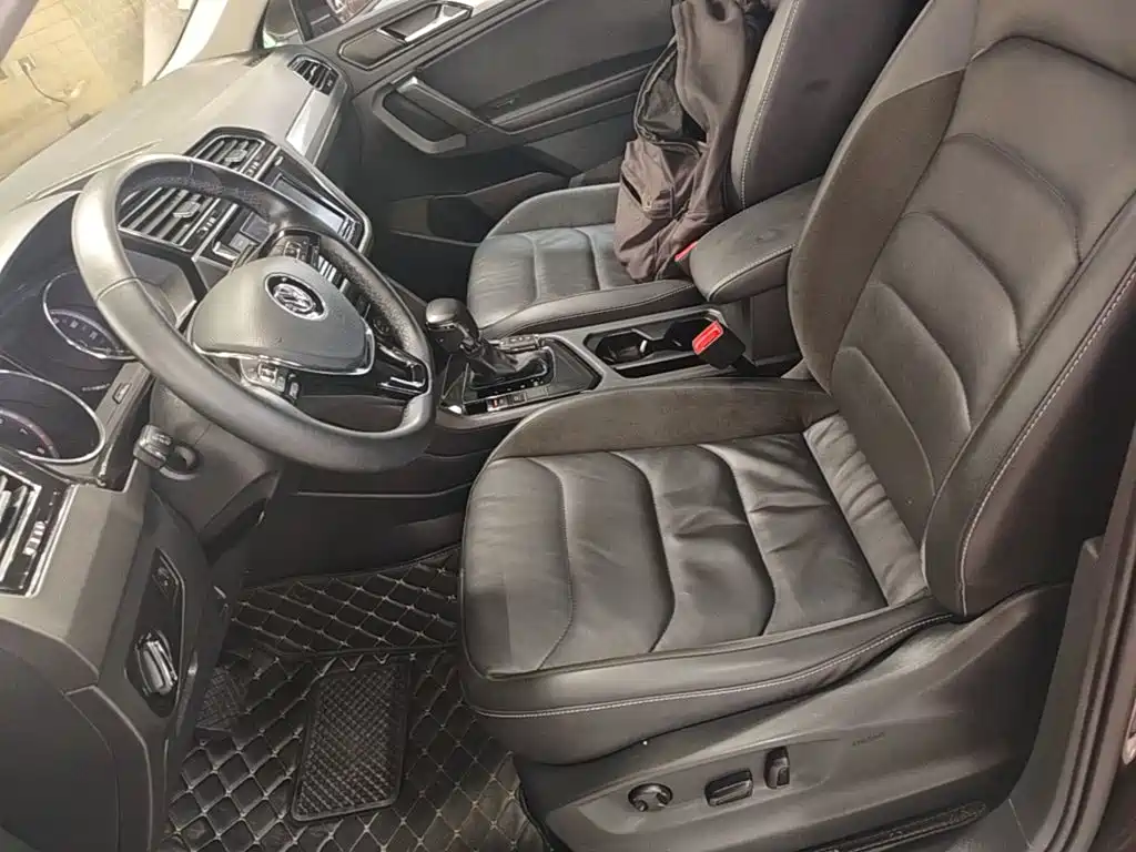 Volkswagen Tiguan L 2019 — фото 15