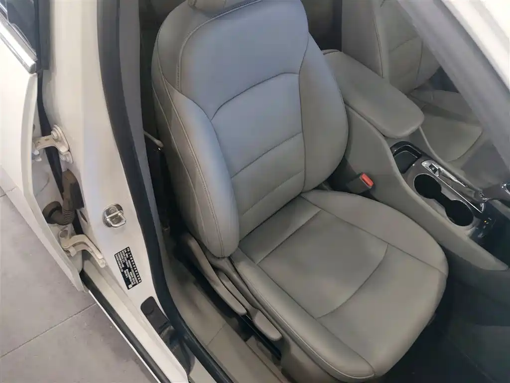 Chevrolet Malibu XL 2018 — фото 19