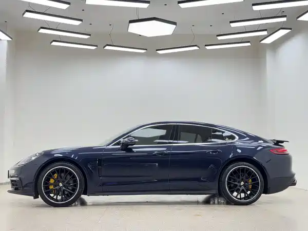 Porsche Panamera 2017