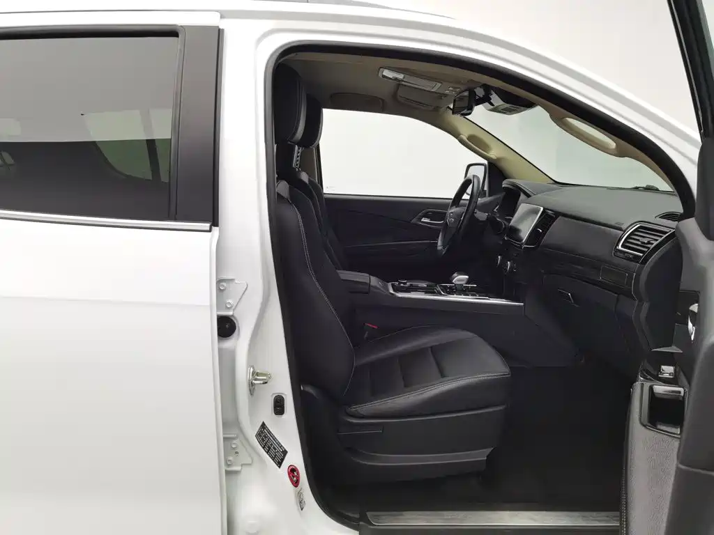 Isuzu Mu-X Shepherd 2023 — фото 23