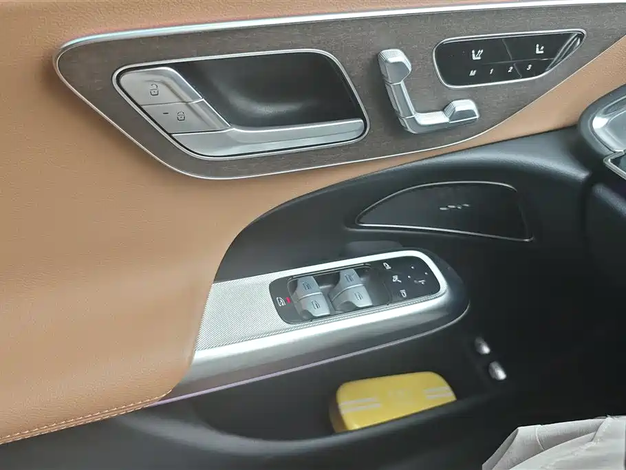 Mercedes-Benz E-Class New Energy 2025 — фото 7