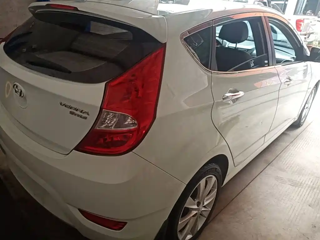 Hyundai Ruiyi 2015 — фото 7