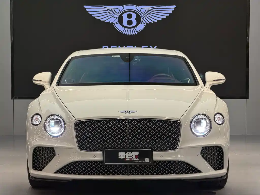 Bentley Continental 2020 — фото 2