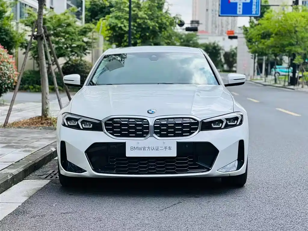 BMW 3 Series 2024