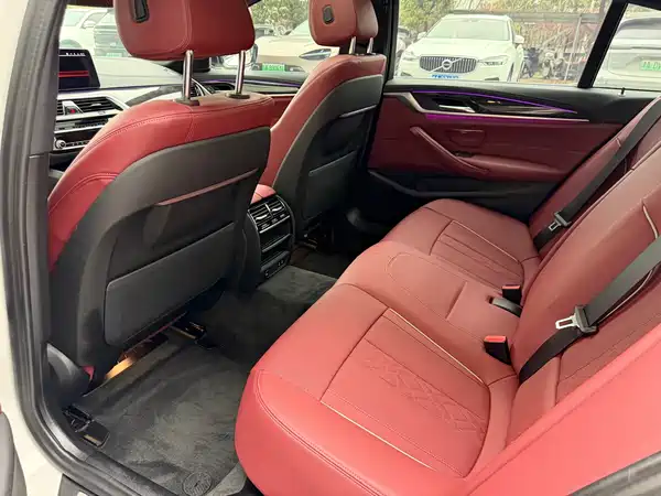 BMW 5 Series 2022
