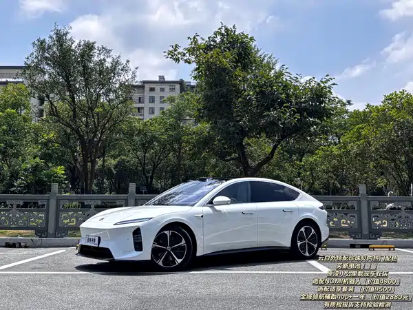 NIO ET5 2025