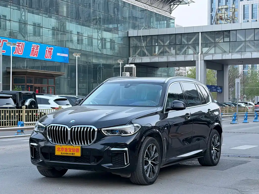 BMW X5 2023 — фото 1