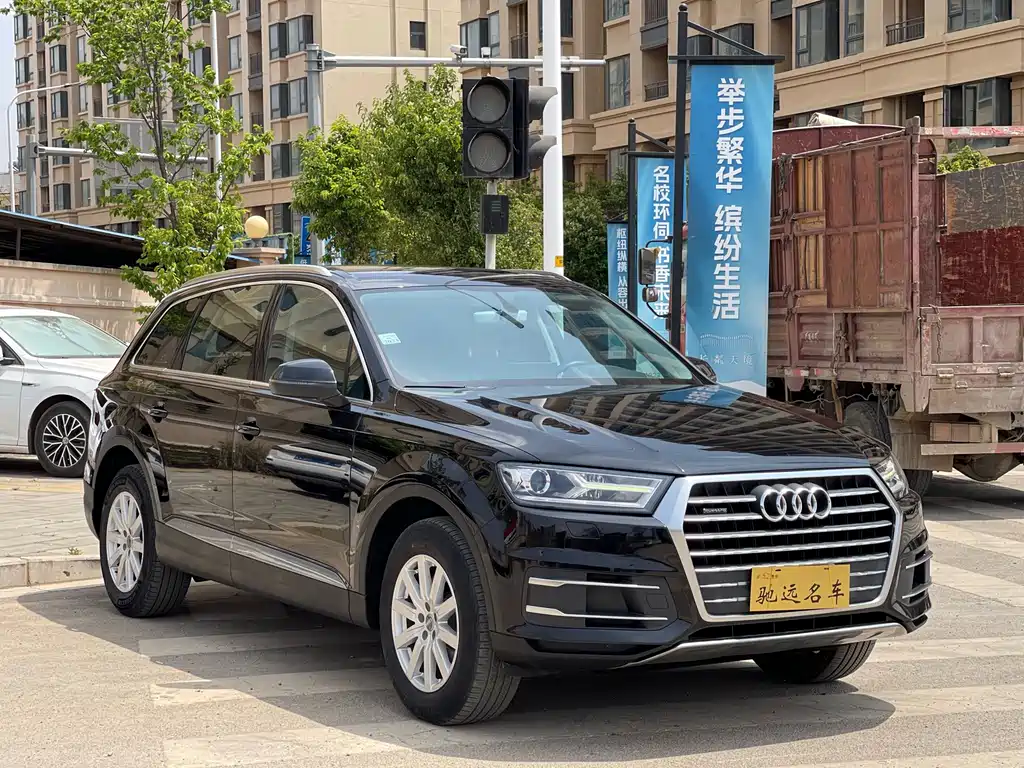 Audi Q7 2017 — фото 3