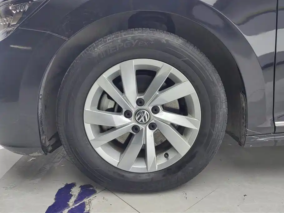 Volkswagen Passat 2021