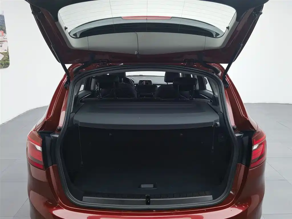 BMW 2 Series Active Tourer 2016 — фото 16