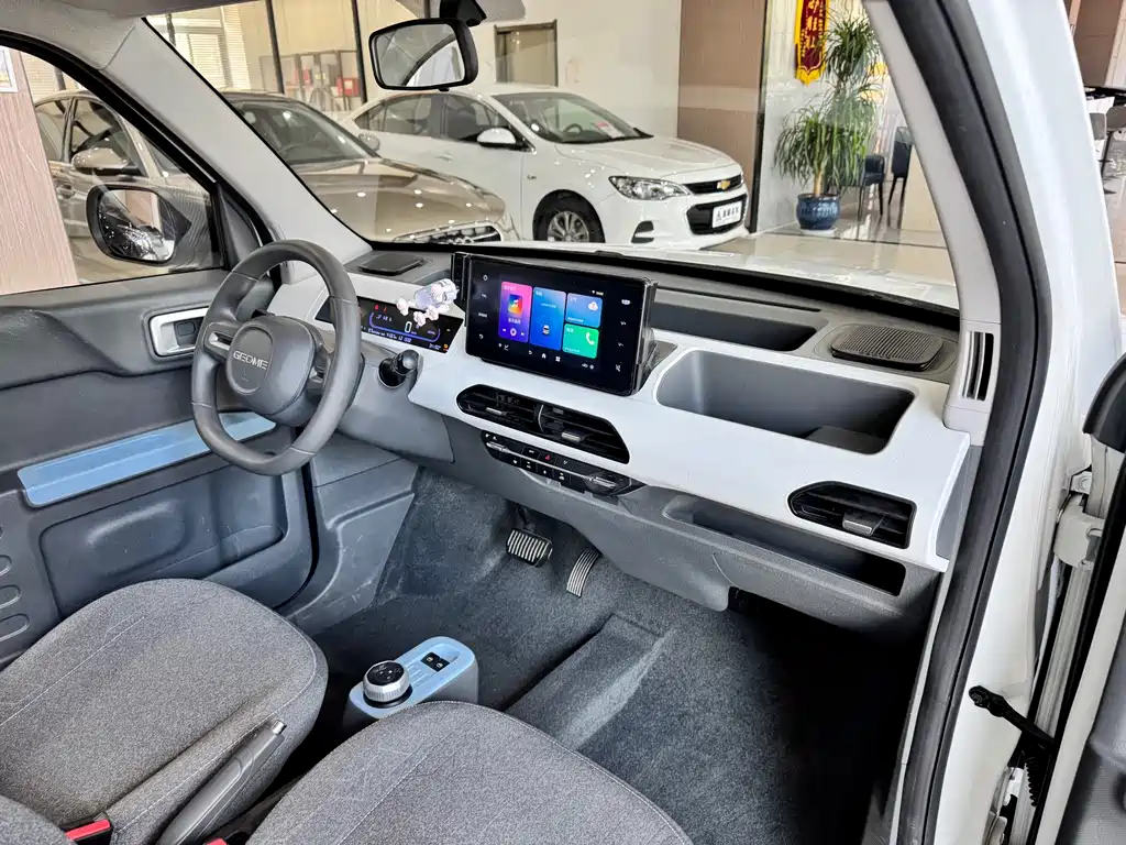 Geely Galaxy Panda 2024 — фото 10