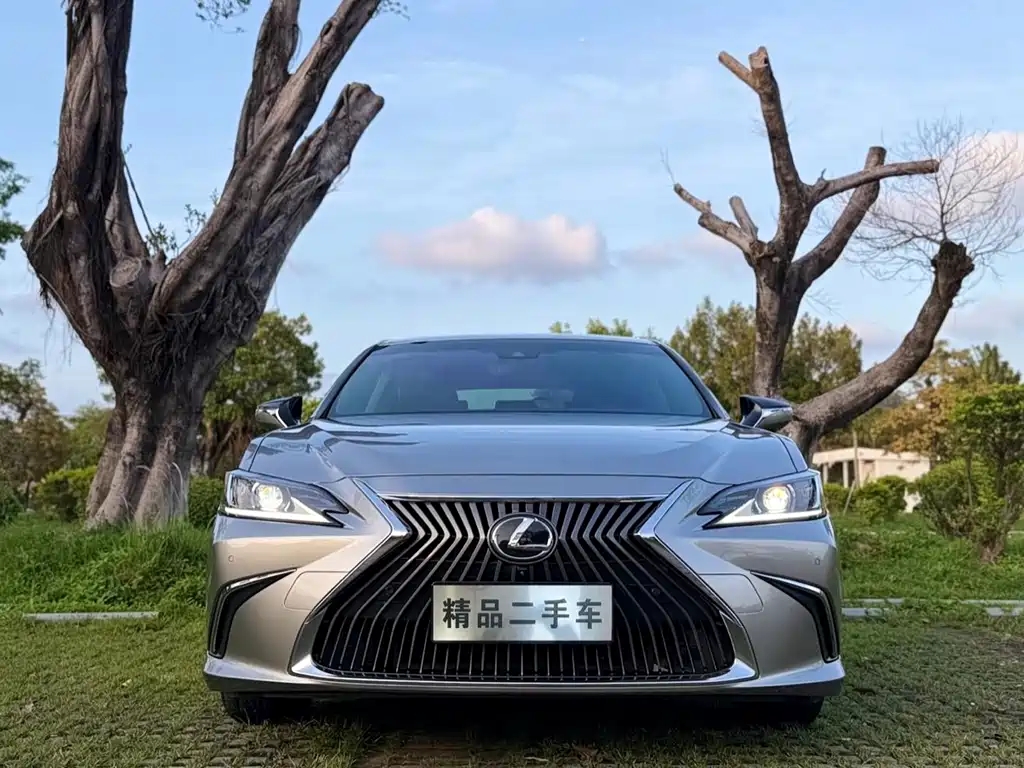 Lexus ES 2021 — фото 2