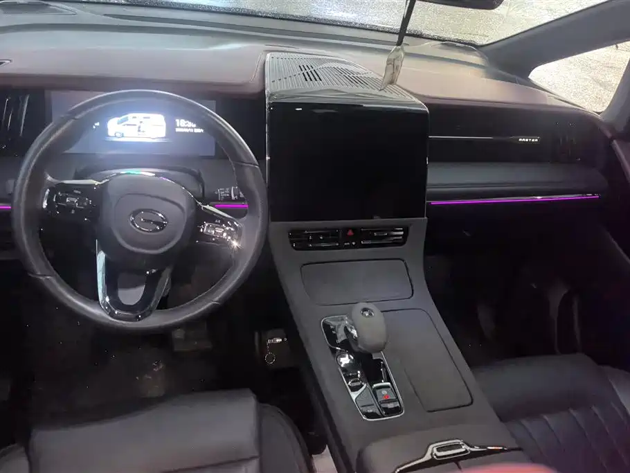 GAC Motor Trumpchi M8 2023 — фото 12