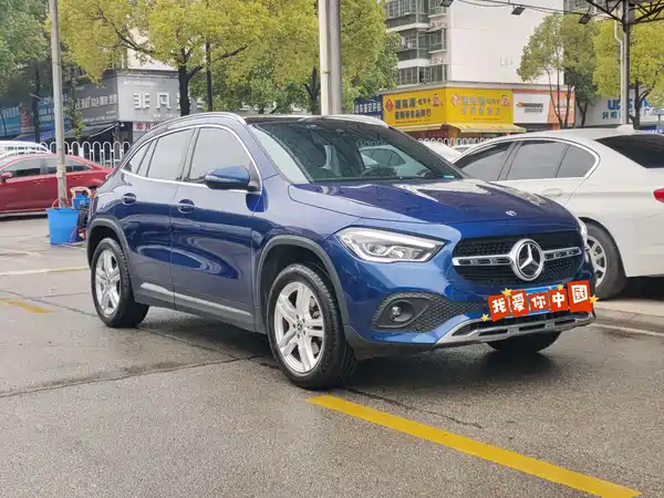 Mercedes-Benz GLA 2023