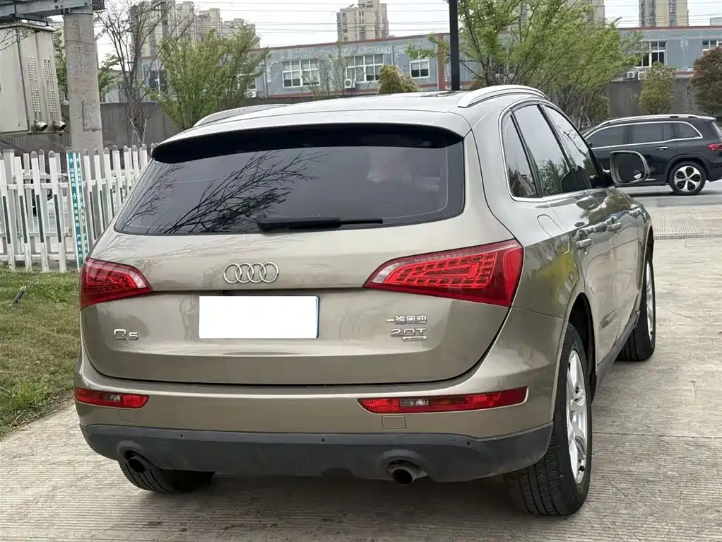 Audi Q5 2011 — фото 15