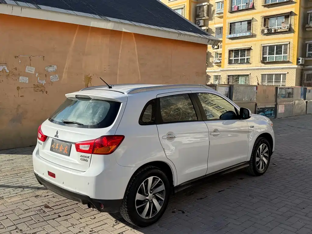 Mitsubishi ASX 2016 — фото 6