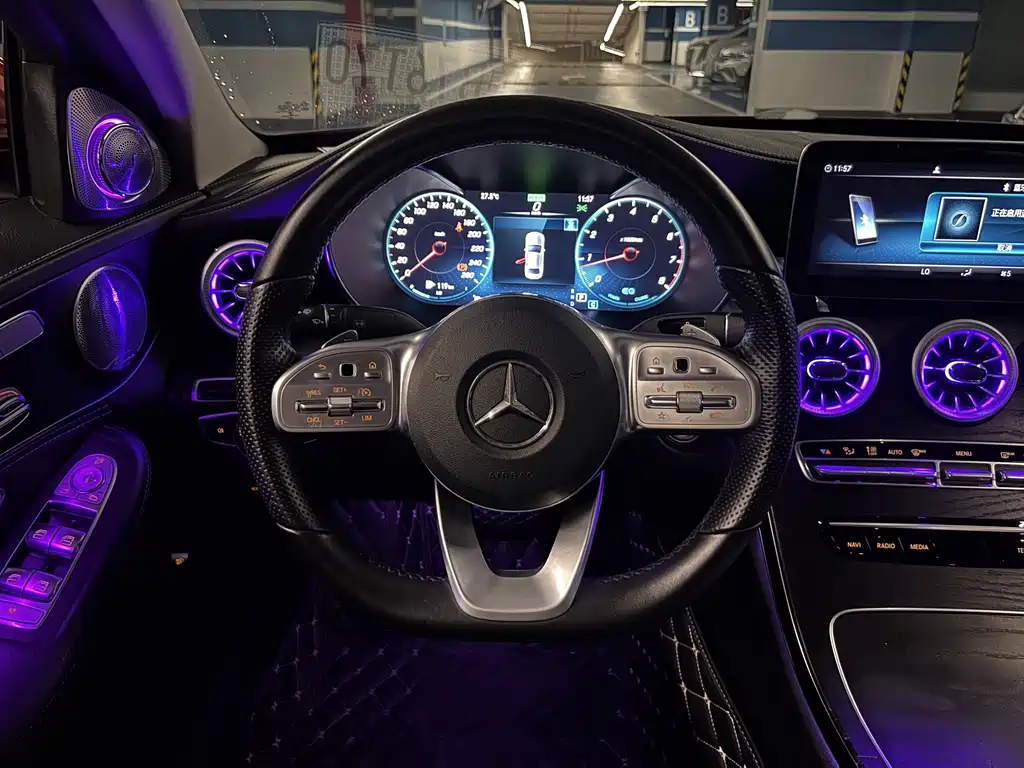 Mercedes-Benz C-Class 2020 — фото 11