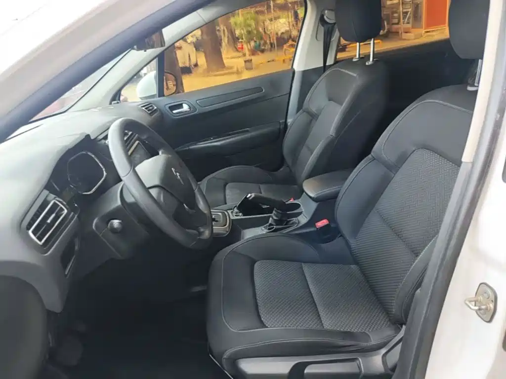 Citroën C4 Sega 2018 — фото 15