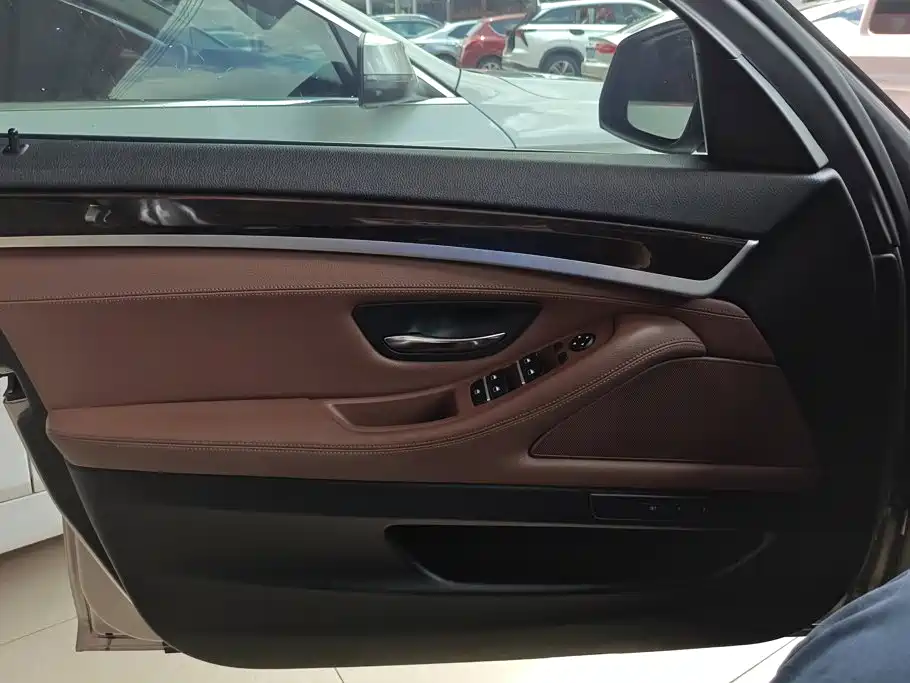BMW 5 Series 2017