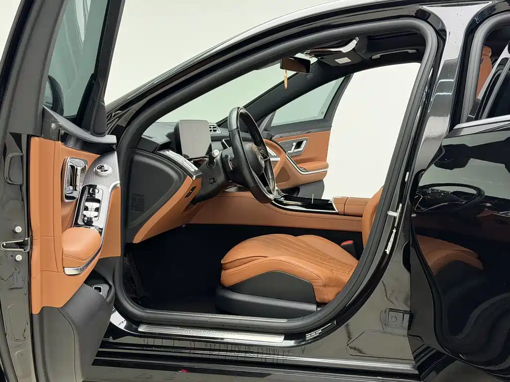 Mercedes-Benz S-Class 2023 — фото 12