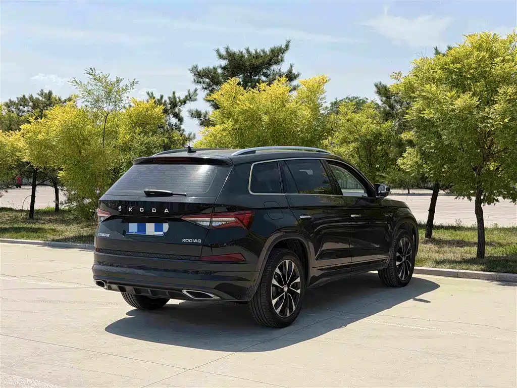 Skoda Kodiaq 2023 — фото 11