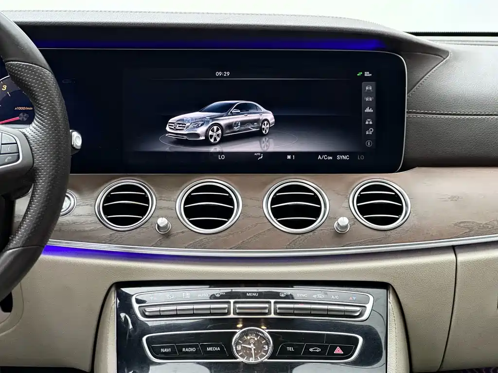 Mercedes-Benz E-Class 2017