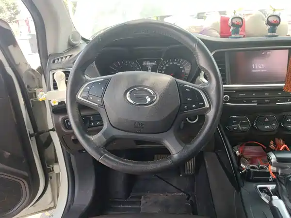 GAC Trumpchi GS4 2015