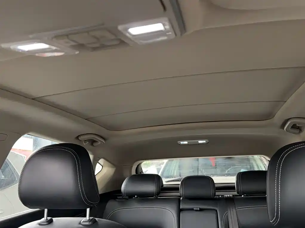 Geely Emgrand GS 2017 — фото 17