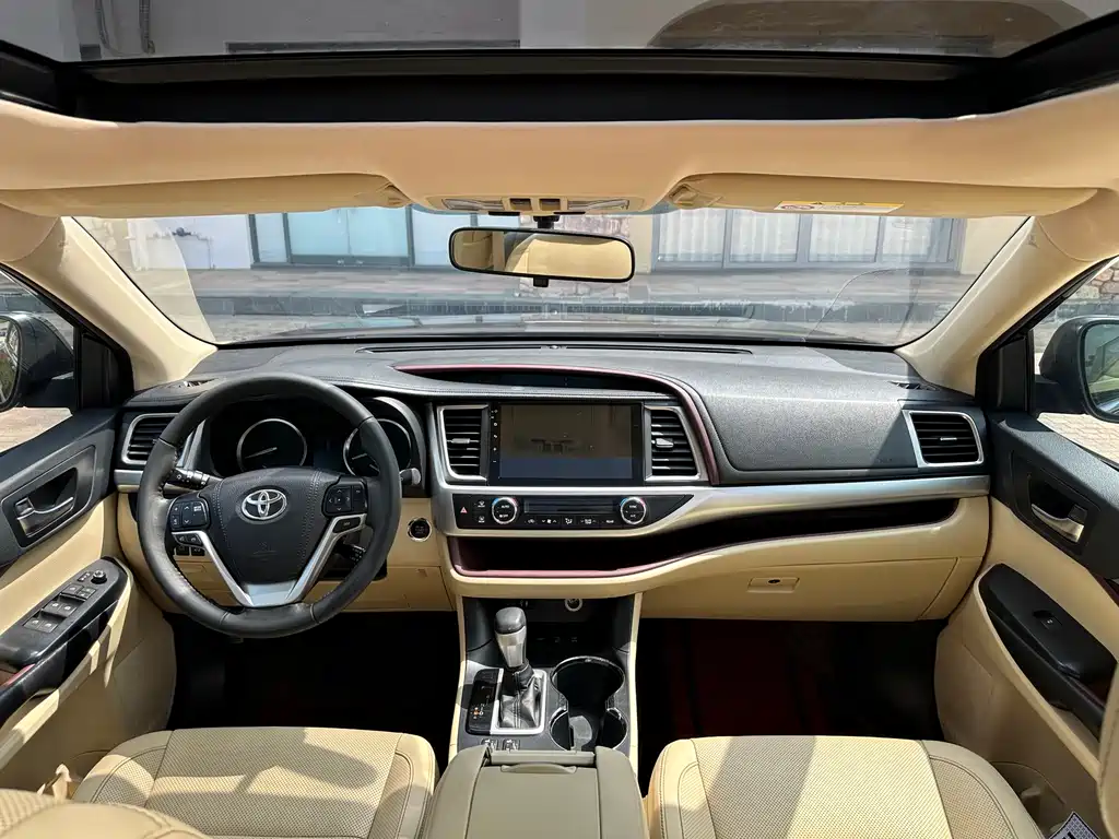 Toyota Highlander 2016 — фото 4