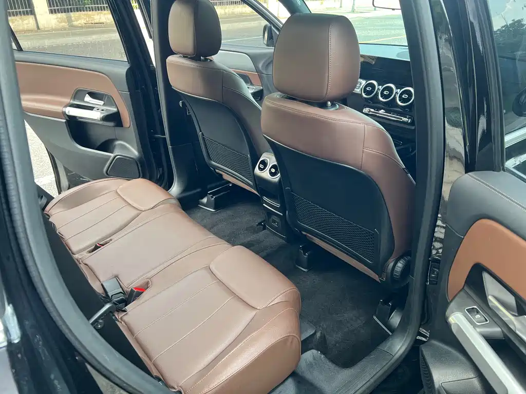 Mercedes-Benz GLB 2022 — фото 11