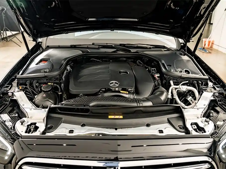 Mercedes-Benz E-Class 2023 — фото 27