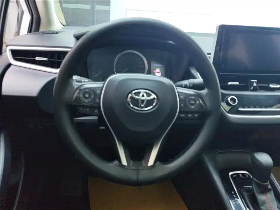 Toyota Corolla 2021 — фото 14