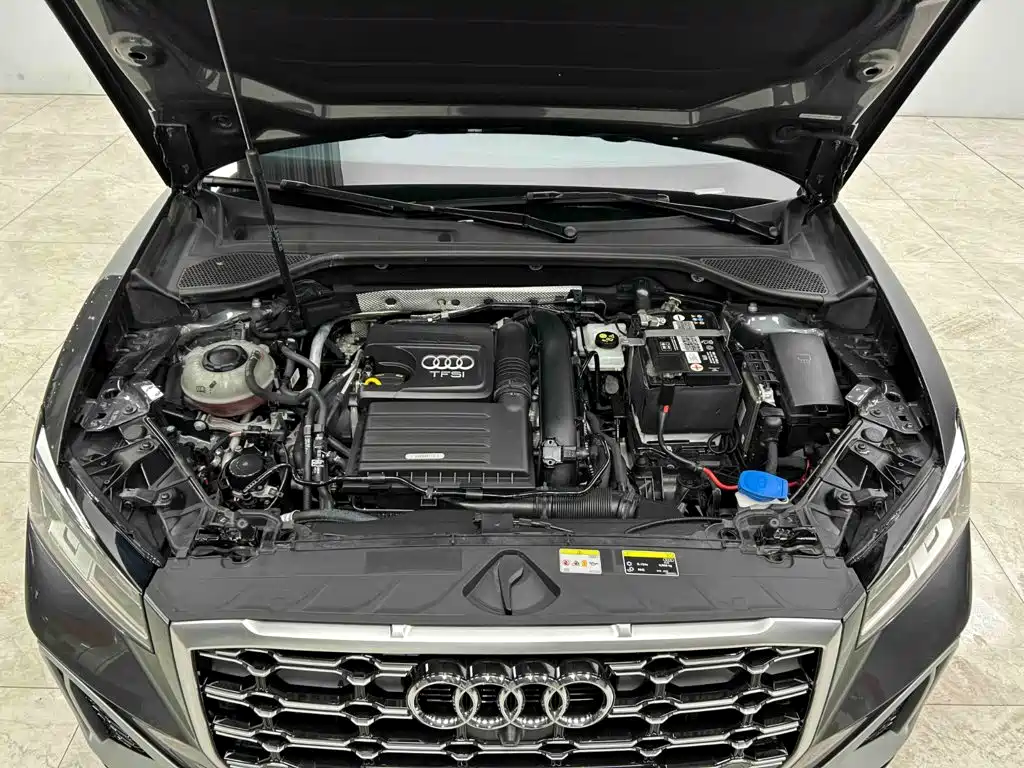 Audi Q2L 2022 — фото 20
