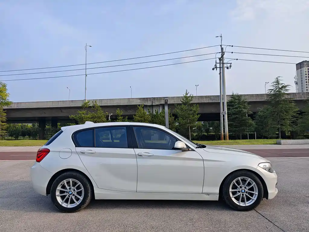 BMW 1 Series 2016 — фото 20