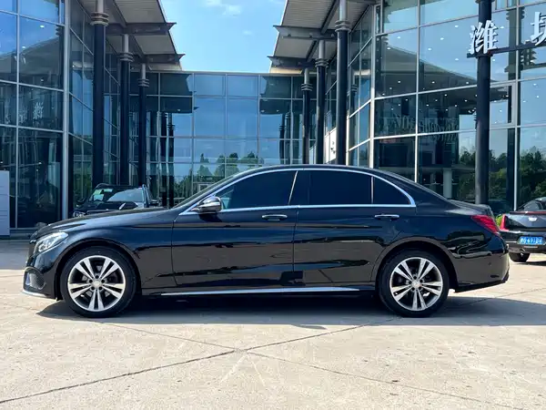 Mercedes-Benz C-Class 2015