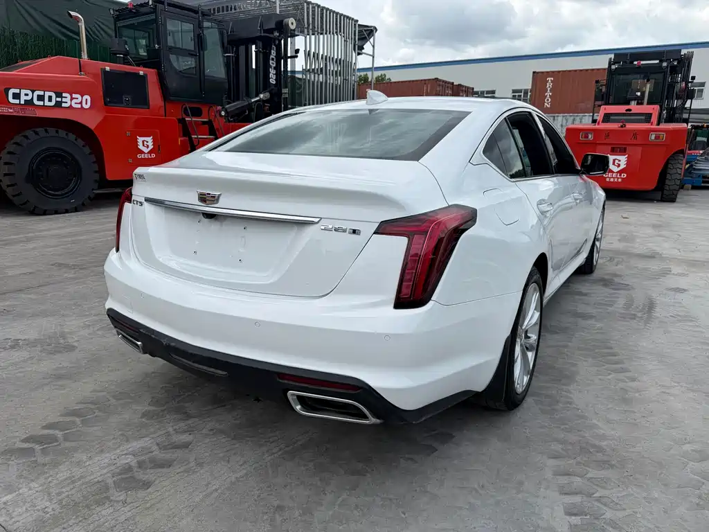 Cadillac CT5 2021 — фото 20