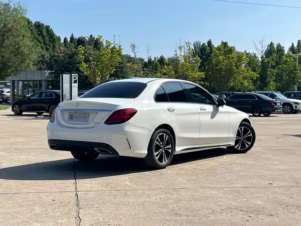 Mercedes-Benz C-Class 2018