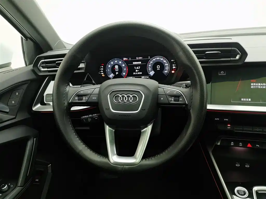 Audi A3 2025 — фото 11