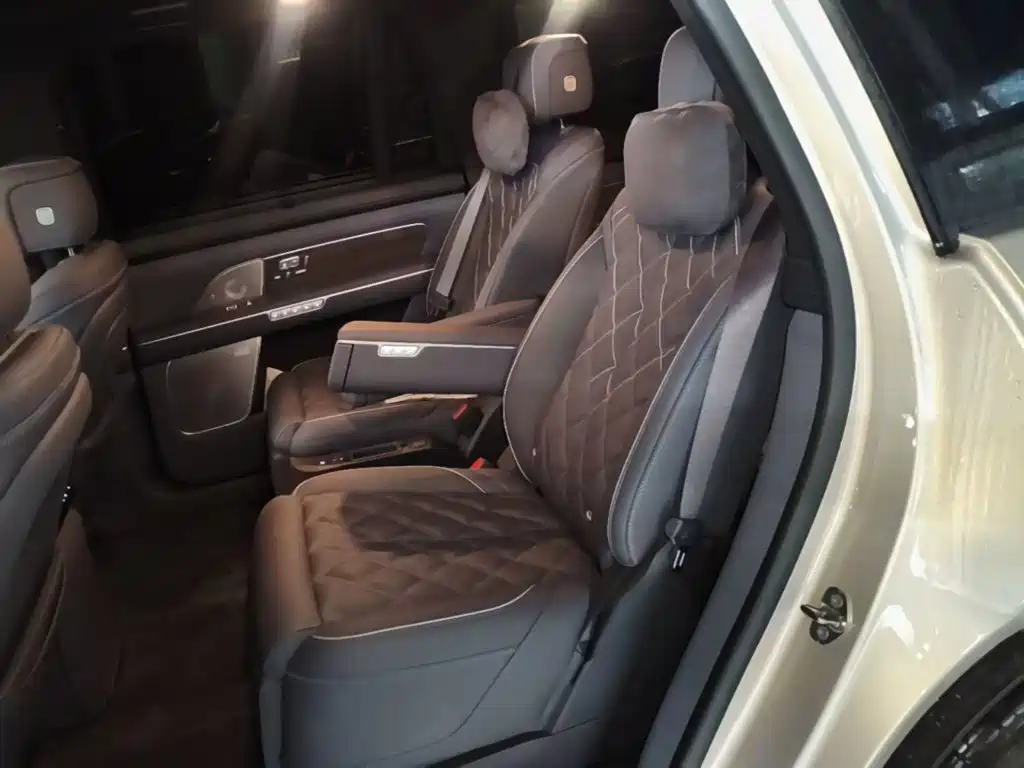 NIO ES8 2026 — фото 17