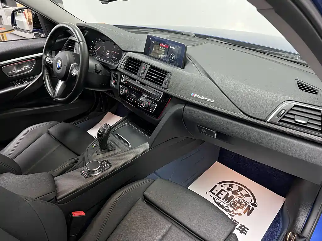 BMW 3 Series 2017 — фото 25