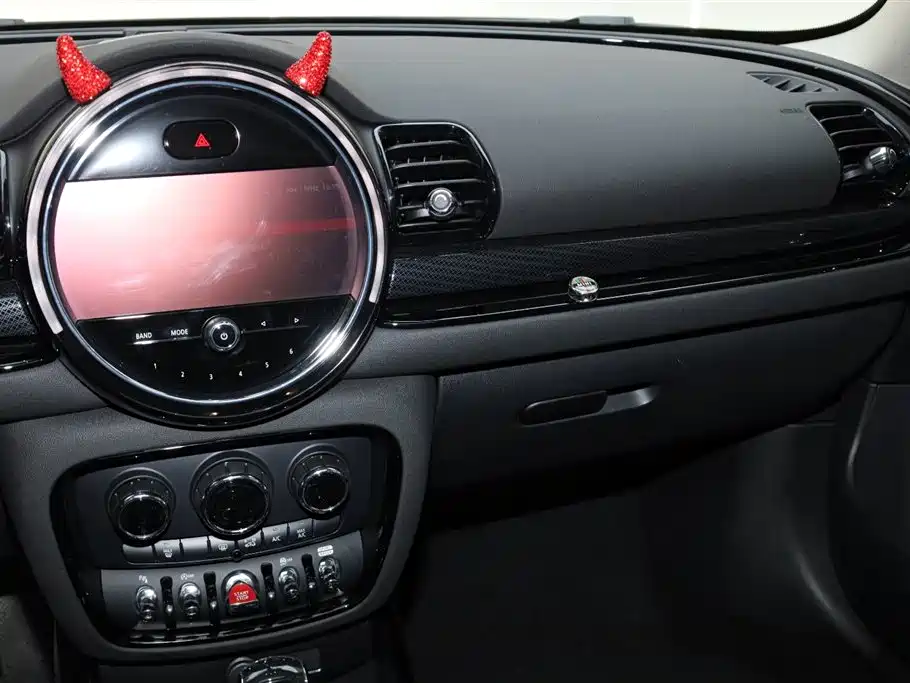 MINI Clubman 2022 — фото 20