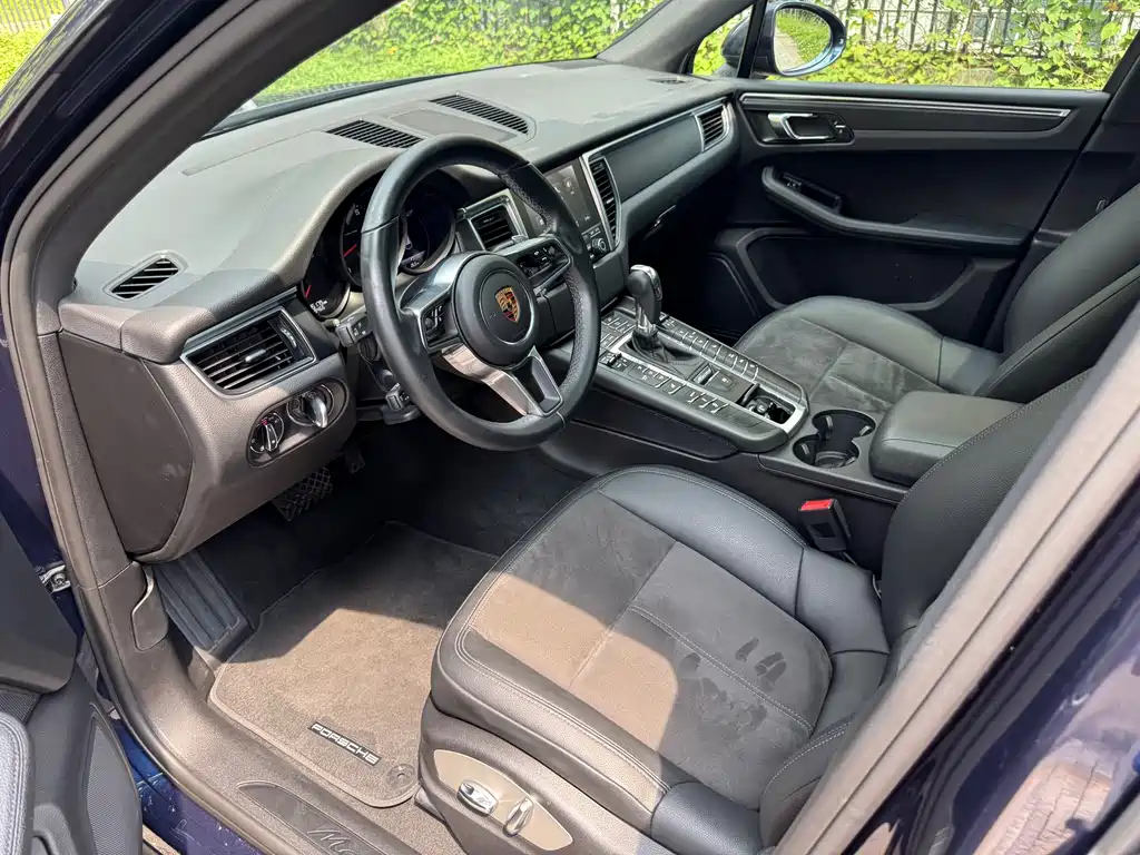 Porsche Macan 2018 — фото 13