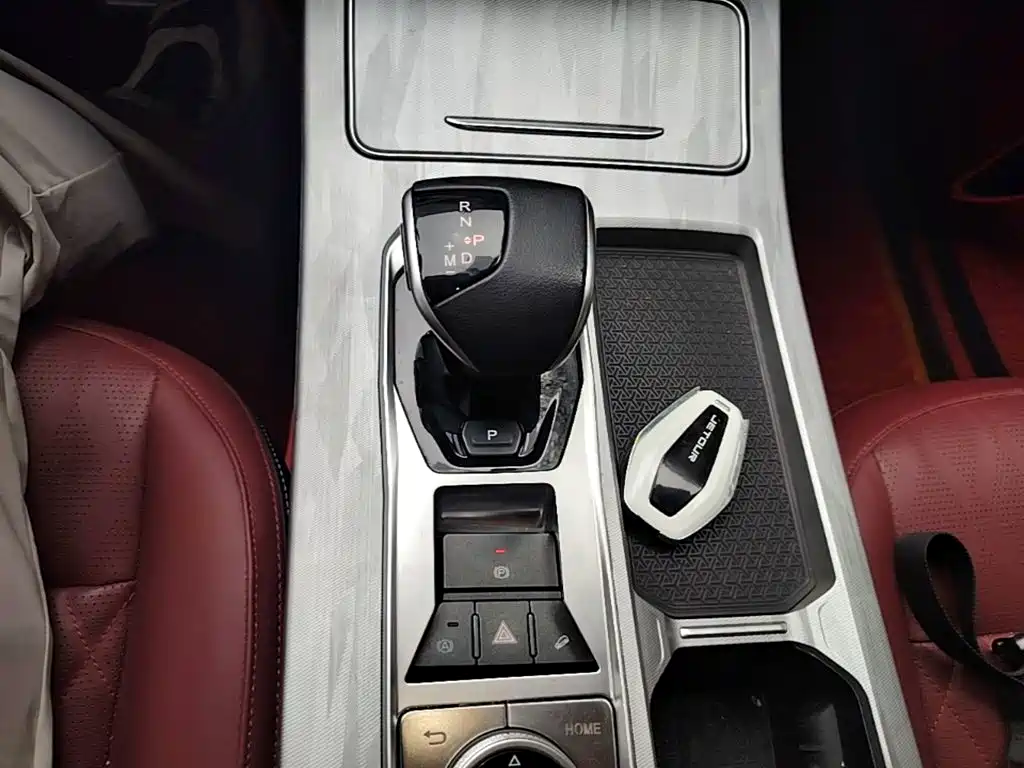 Jetour X70 PLUS 2023 — фото 14