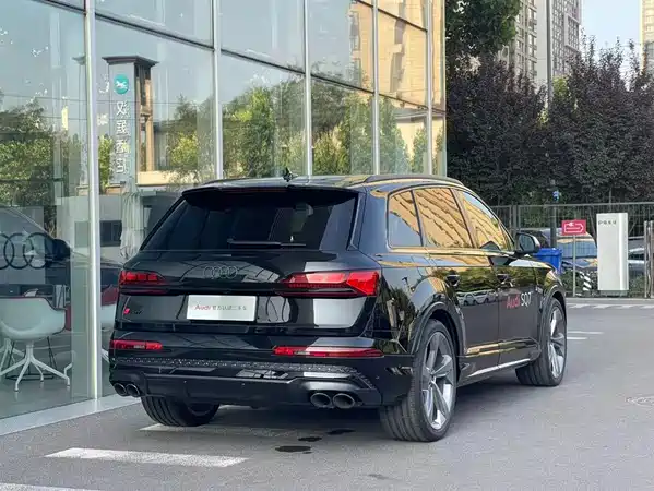 Audi SQ7 2026