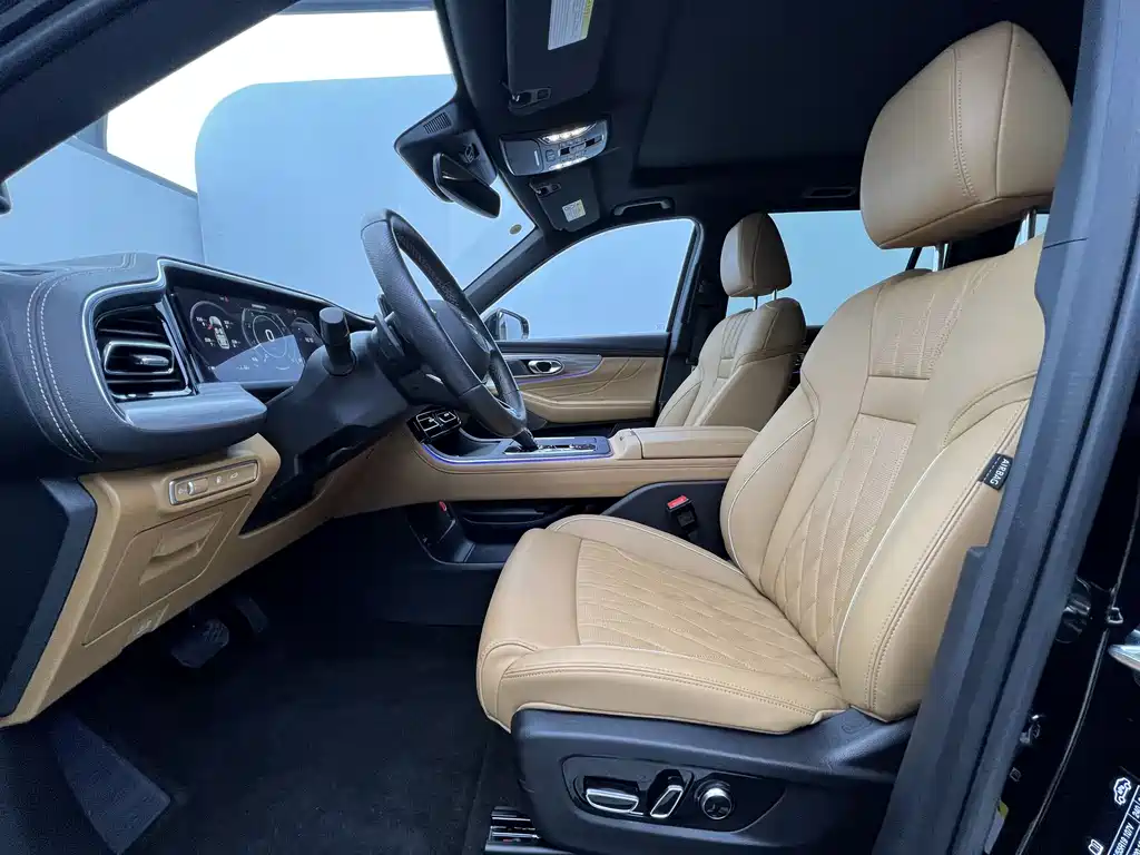 GAC Motor Trumpchi GS8 2024 — фото 10