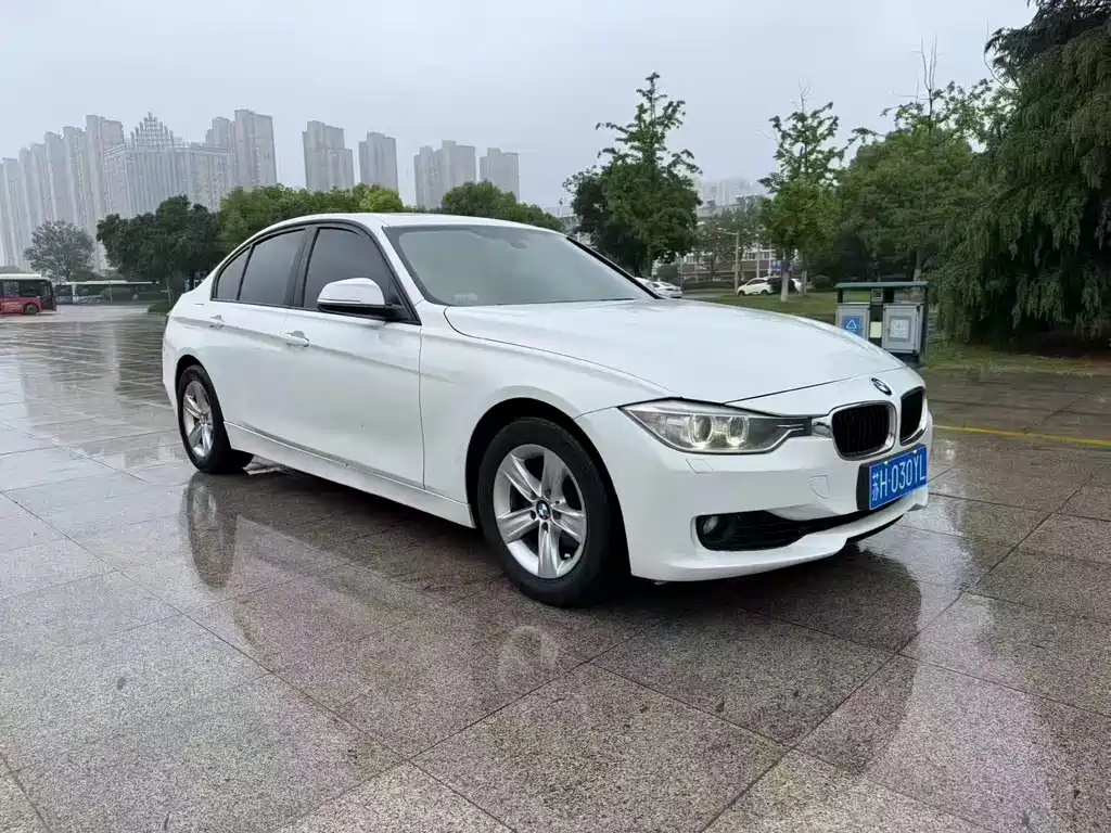 BMW 3 Series 2012