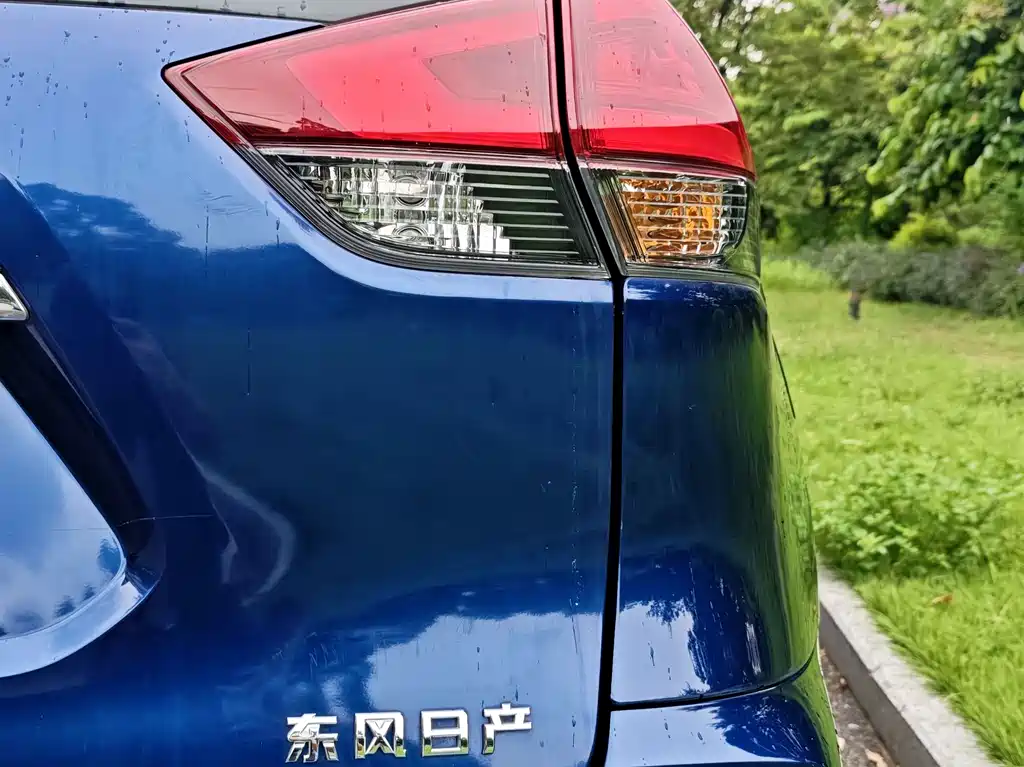 Nissan X-Trail 2018 — фото 12